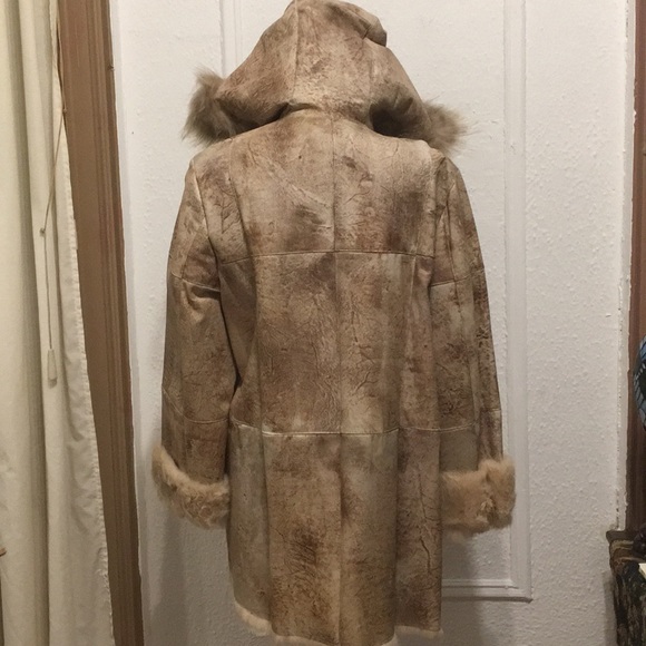 CEDRICS LEATHER RABBIT FUR COAT - Picture 4 of 8